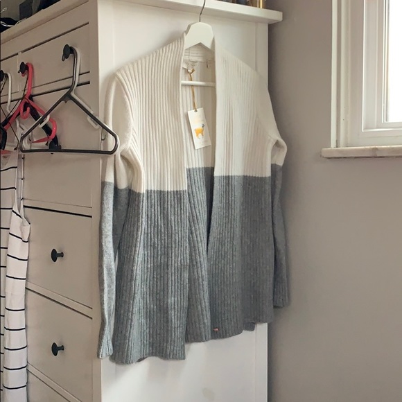 Ted Baker London Sweaters - NWT Ted Baker Cashmere Open Front White and Gray Colorblock Cardigan size 2